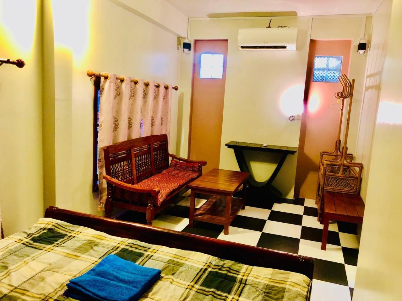 Sihariddh Guesthouse Siem Reap Exterior photo